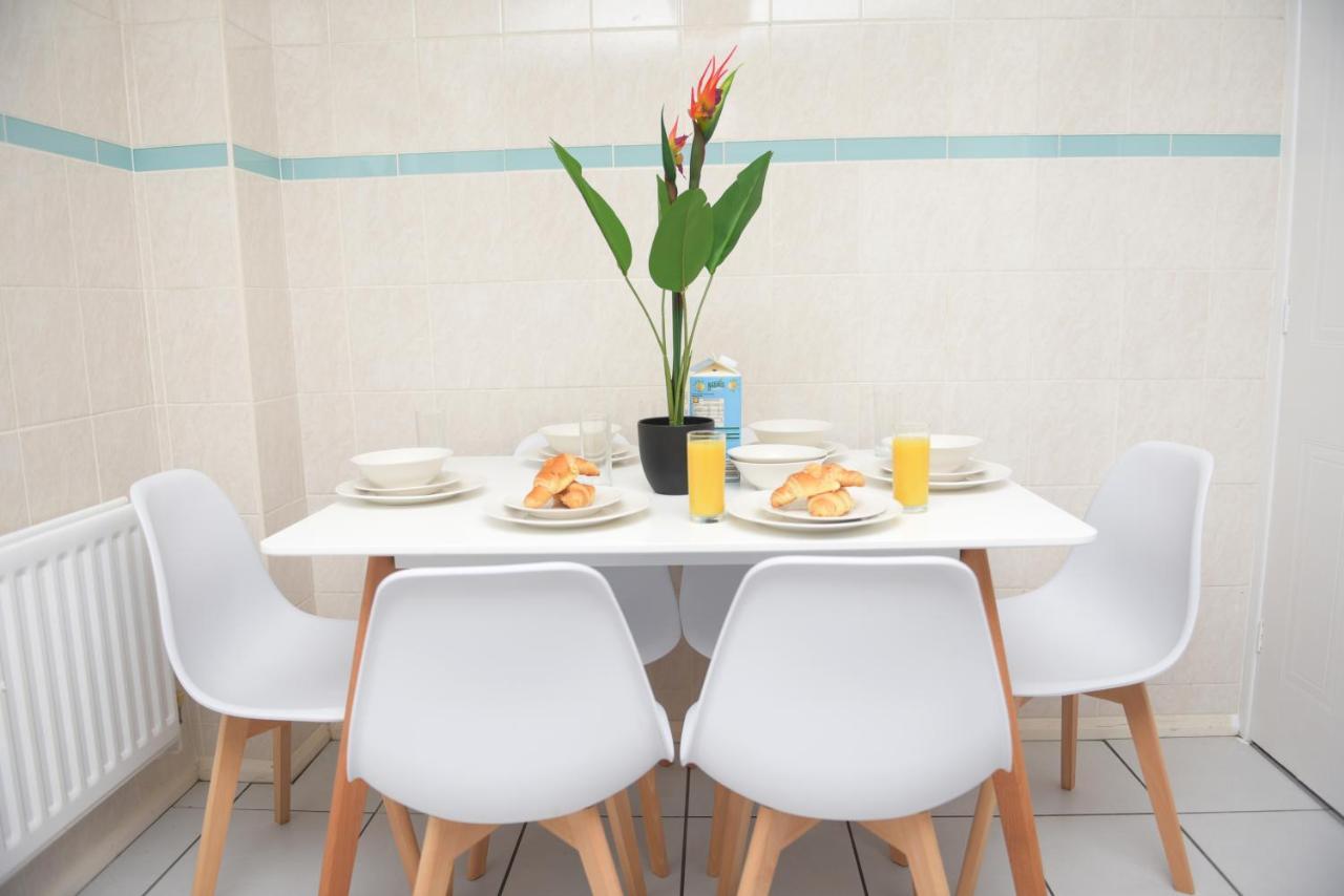 Gorgeous 3 Bed House In Сasa de vacaciones *