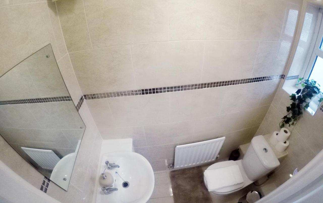 Dom wakacyjny Gorgeous 3 Bed House In Bristol