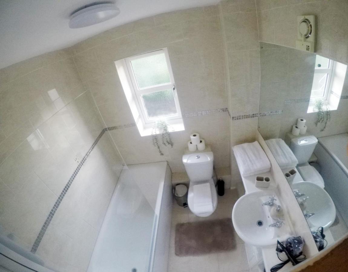 Gorgeous 3 Bed House In Dom wakacyjny Bristol